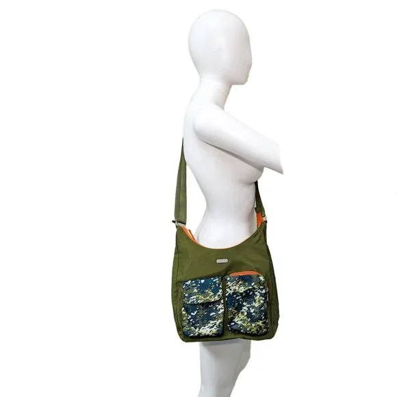 BAGGALLINI "Camo" Cargo Hobo/Crossbody Bag Green Scatter Lightweight Travel - Picture 2 of 5